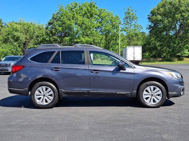 Used 2017 Subaru Outback 2.5i Premium AWD/4WD image 10