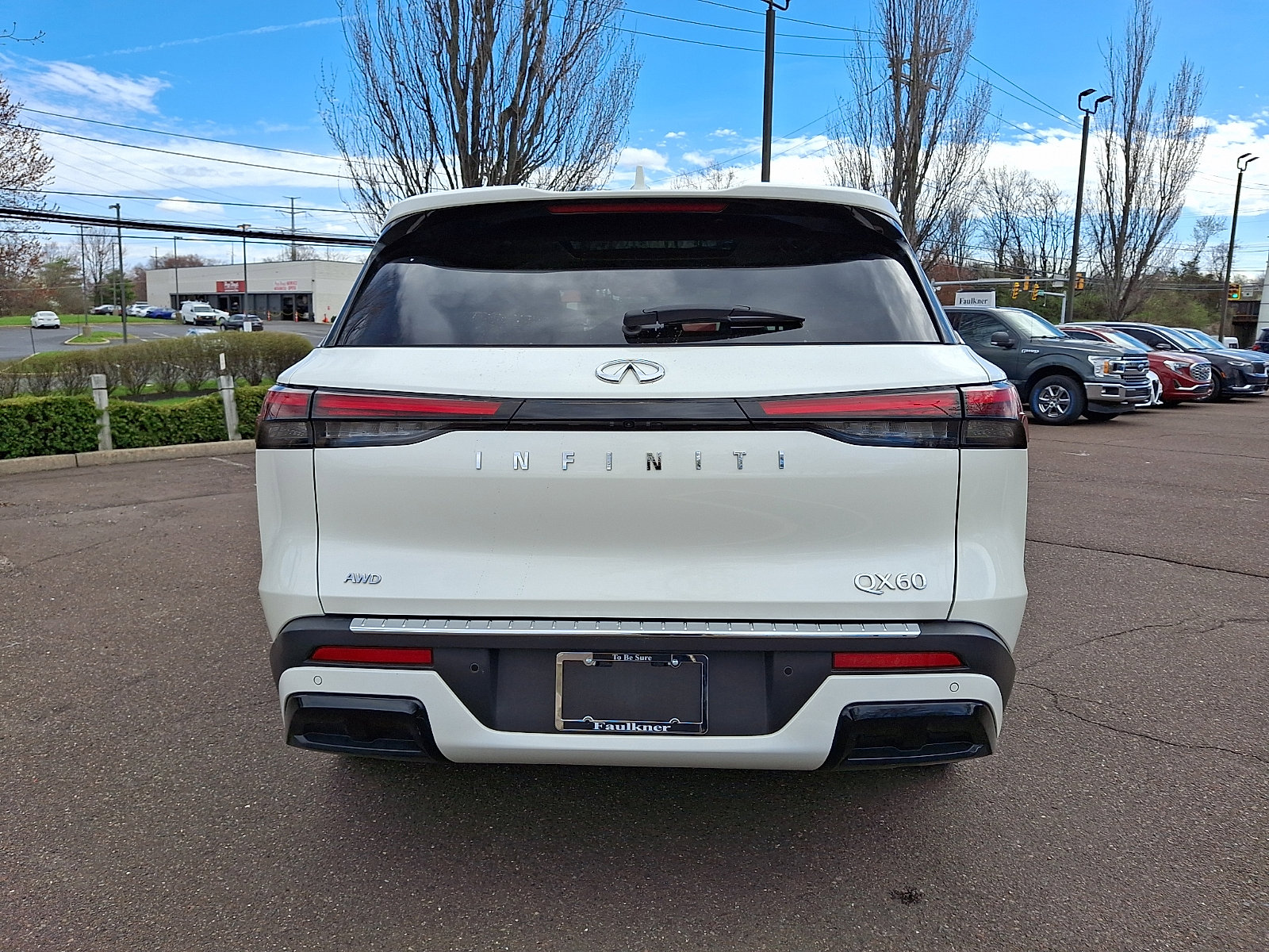 Certified 2023 INFINITI QX60 Luxe w/ Cargo Package AWD/4WD image 5