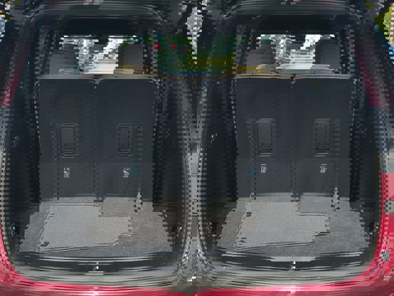 Used 2025 Jeep Grand Cherokee L Limited image 12