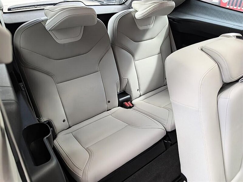 Used 2025 Volvo EX90 Ultra AWD/4WD image 31