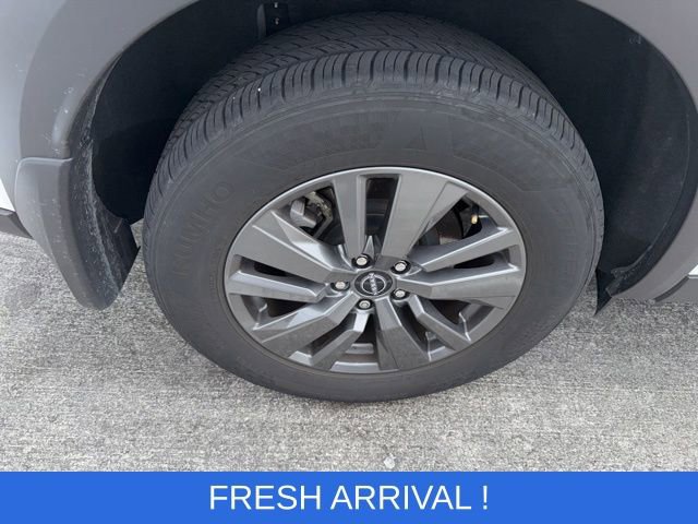 Used 2024 Nissan Pathfinder S image 21