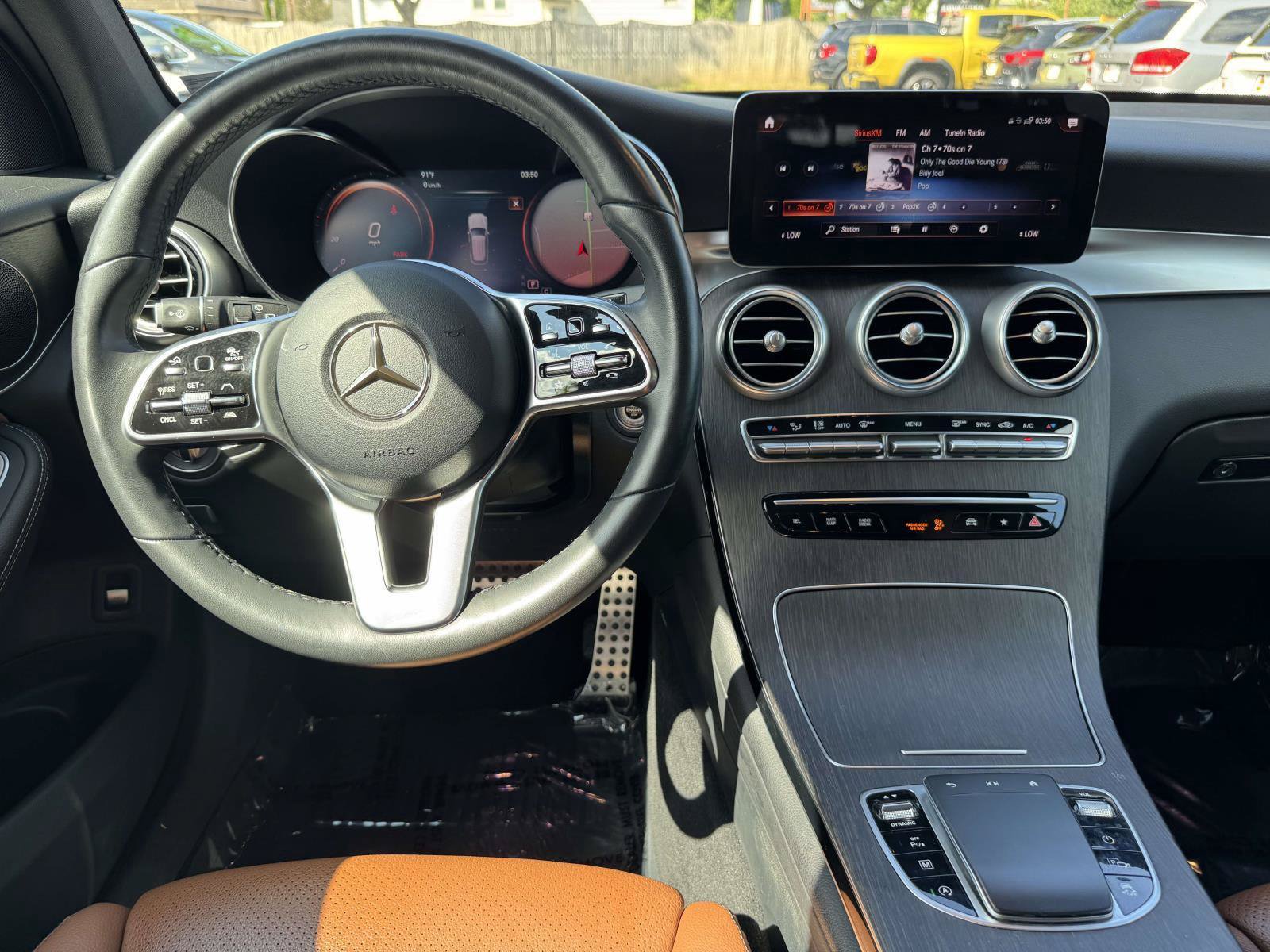 Used 2021 Mercedes-Benz GLC 300 4MATIC image 14