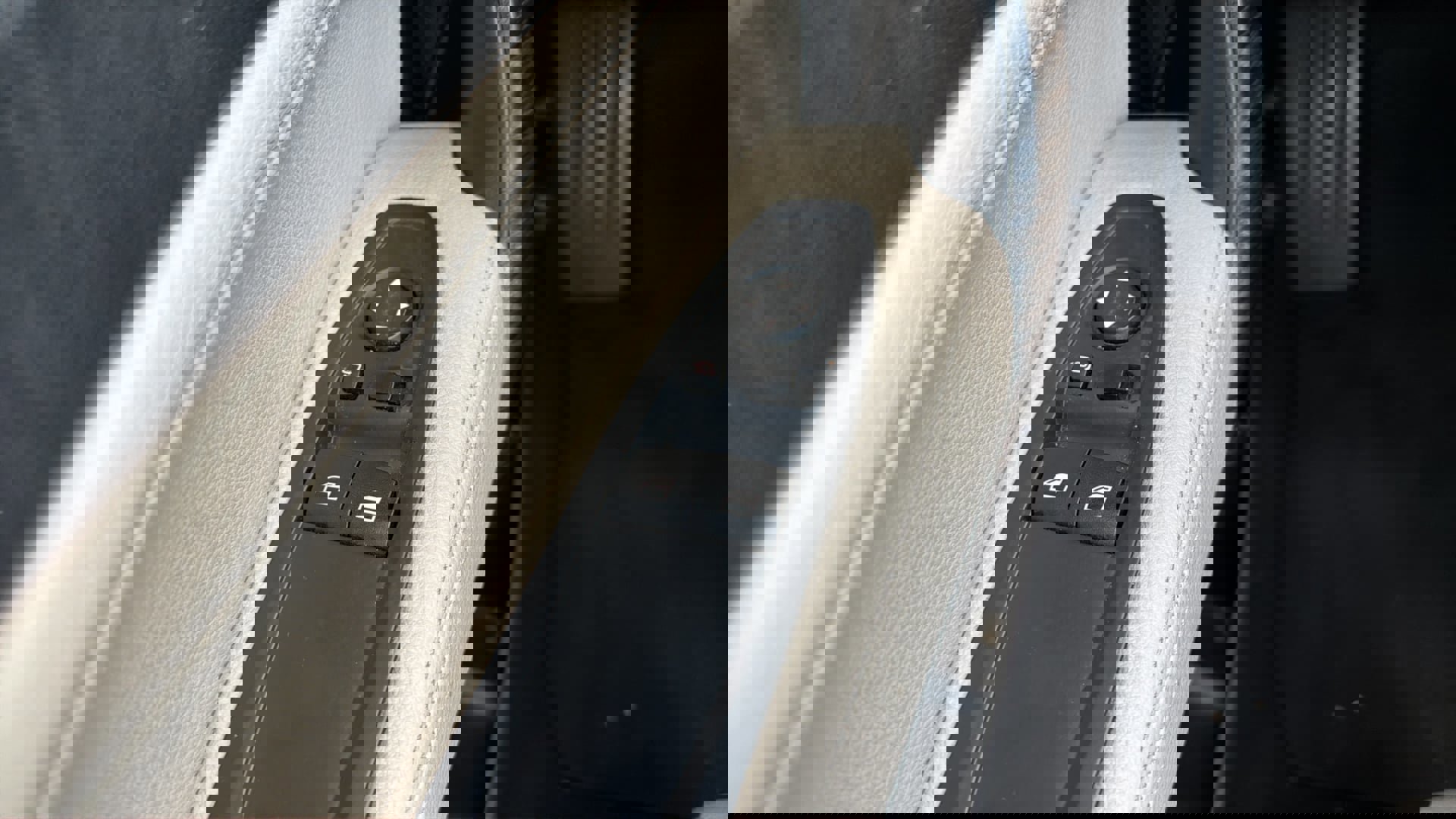 Used 2016 BMW 228i Coupe image 19