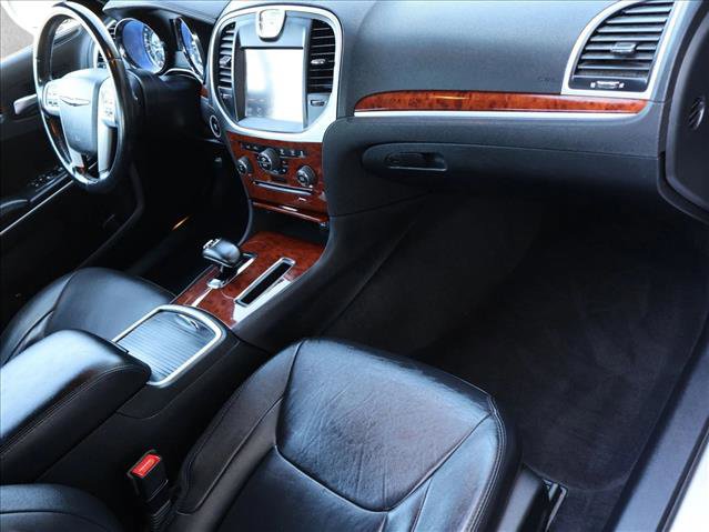 Used 2013 Chrysler 300 Touring w/ Driver Convenience Group RWD image 24