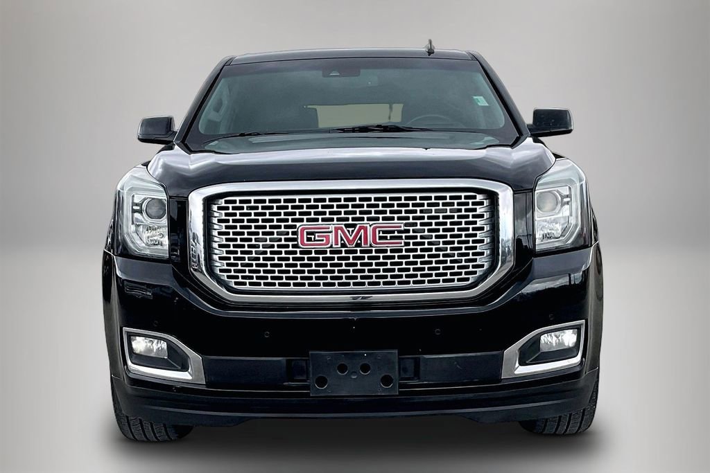 Used 2015 GMC Yukon Denali w/ Touring Package image 3