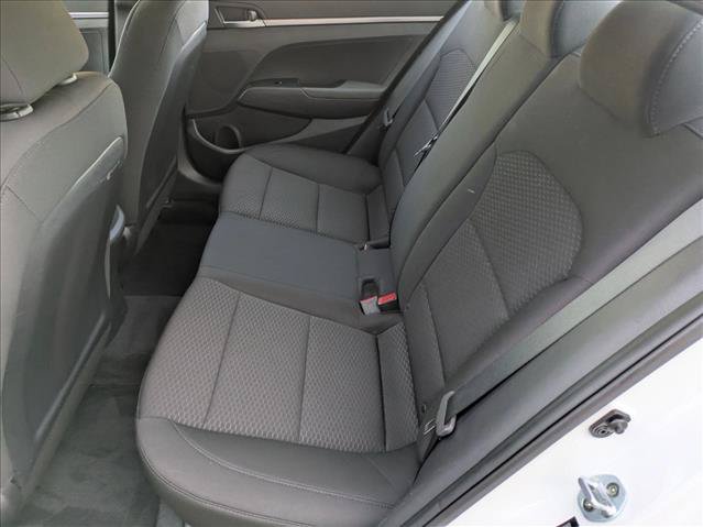 Used 2019 Hyundai Elantra SE w/ Cargo Package FWD image 17