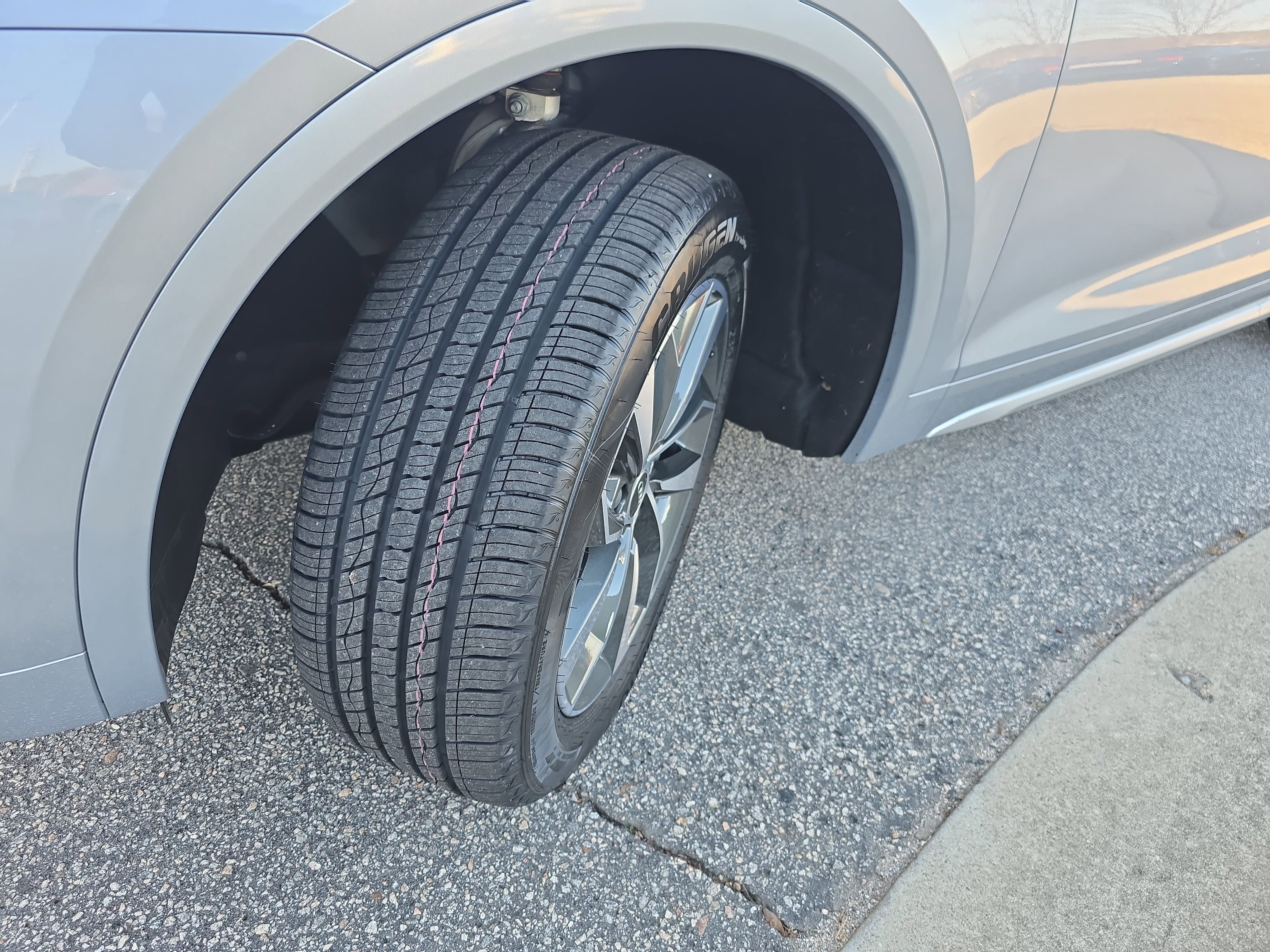 Certified 2024 Audi Q5 2.0T Premium Plus image 32