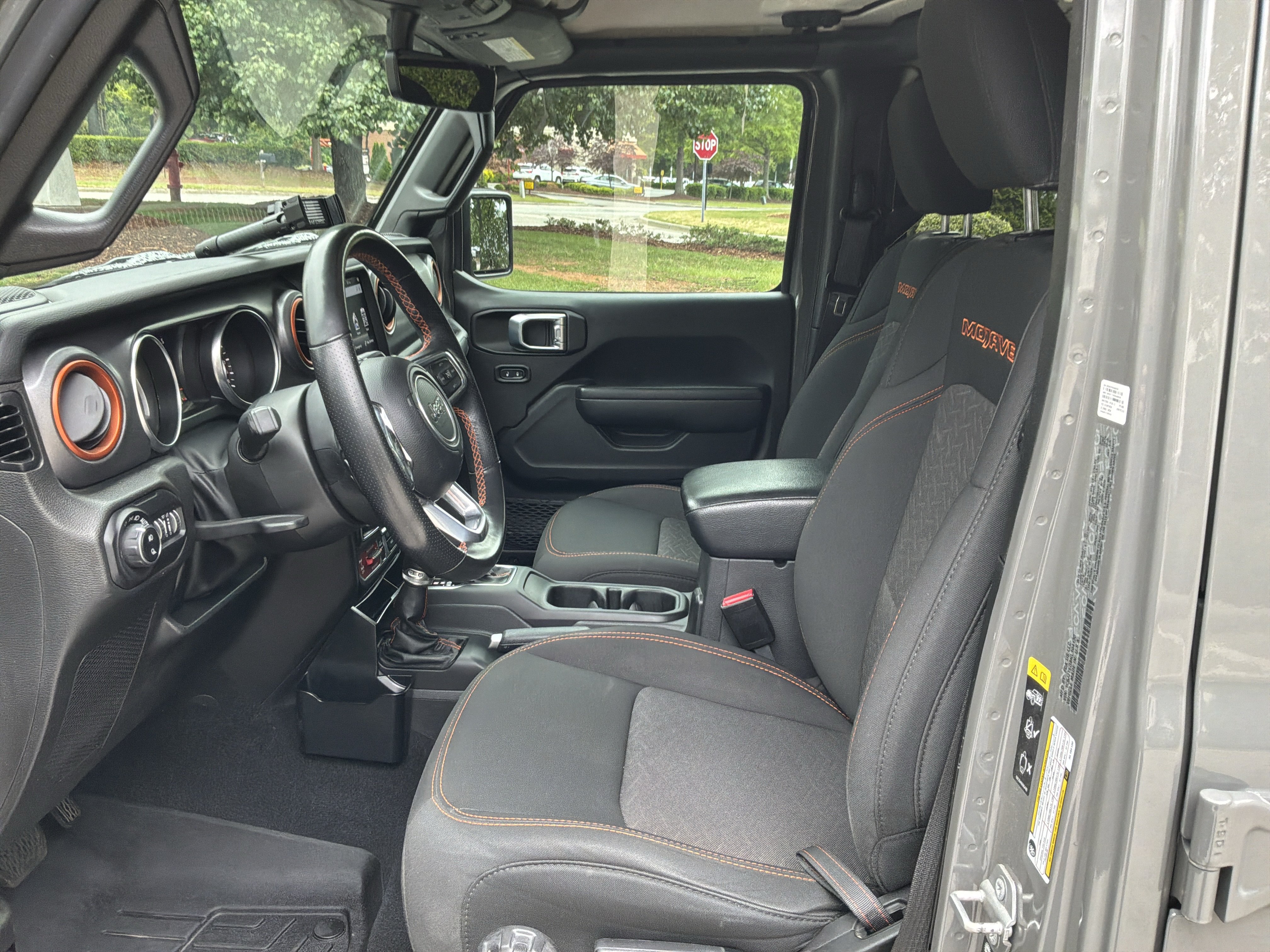 Used 2022 Jeep Gladiator Mojave w/ Trailer Tow Package AWD/4WD image 16