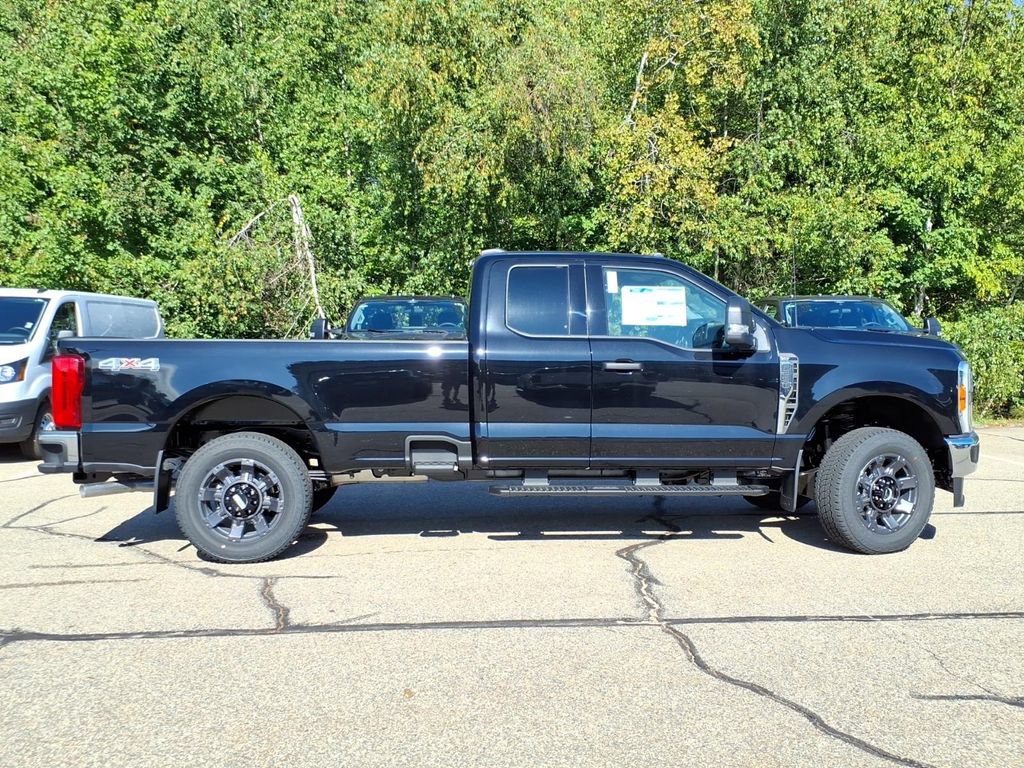 New 2027 Ford F250 XLT w/ Snow Plow Prep Package AWD/4WD image 4