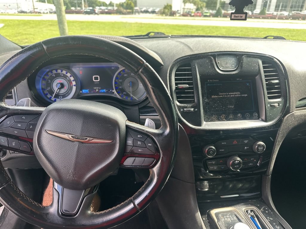 Used 2017 Chrysler 300 S RWD image 8