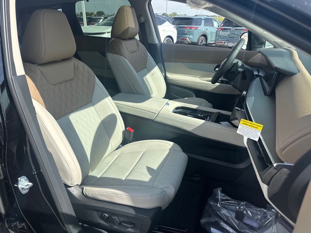 New 2026 Nissan Murano Platinum w/ Cargo Package AWD/4WD image 11