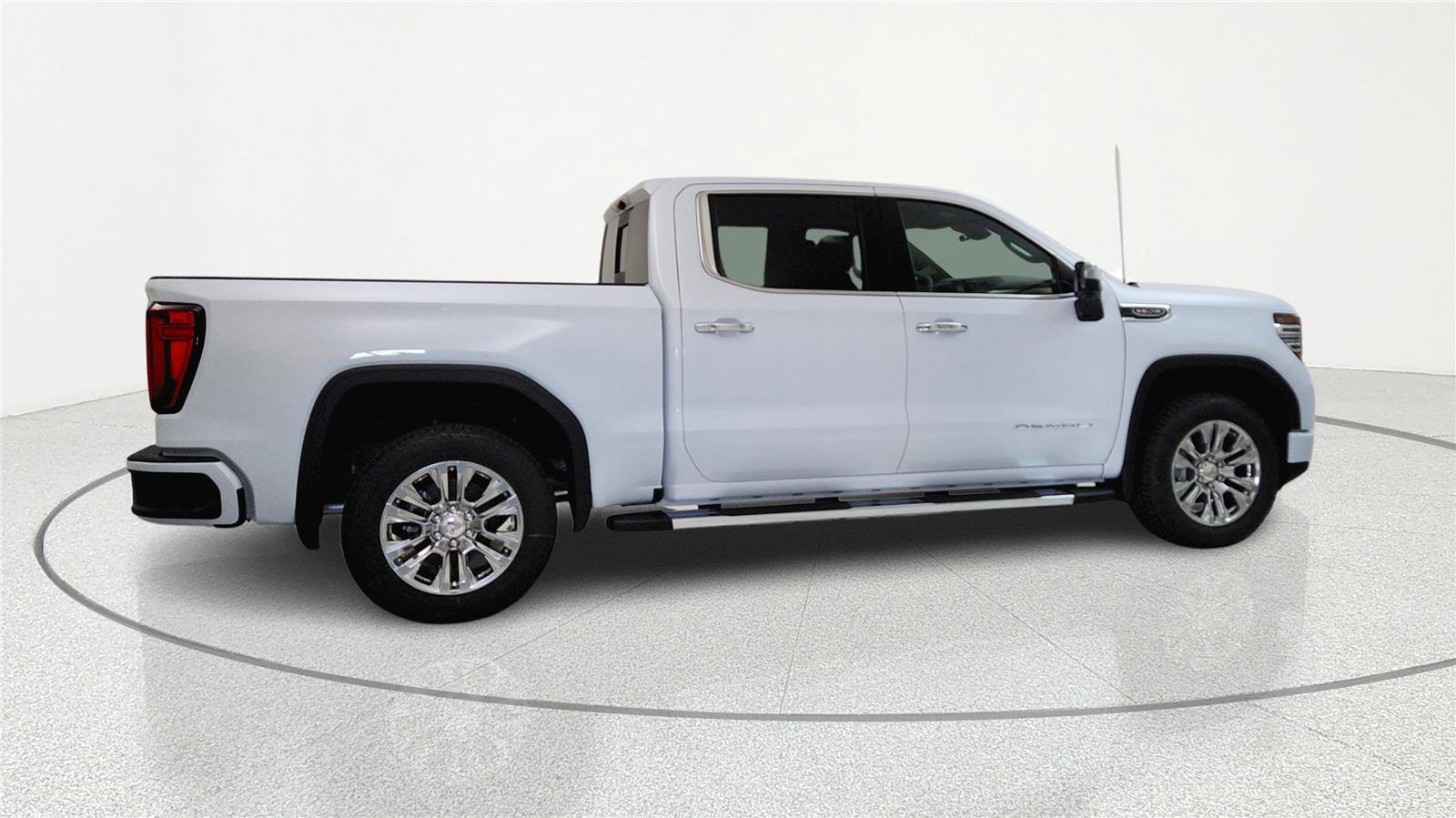 New 2026 GMC Sierra 1500 Denali w/ Technology Package AWD/4WD image 4