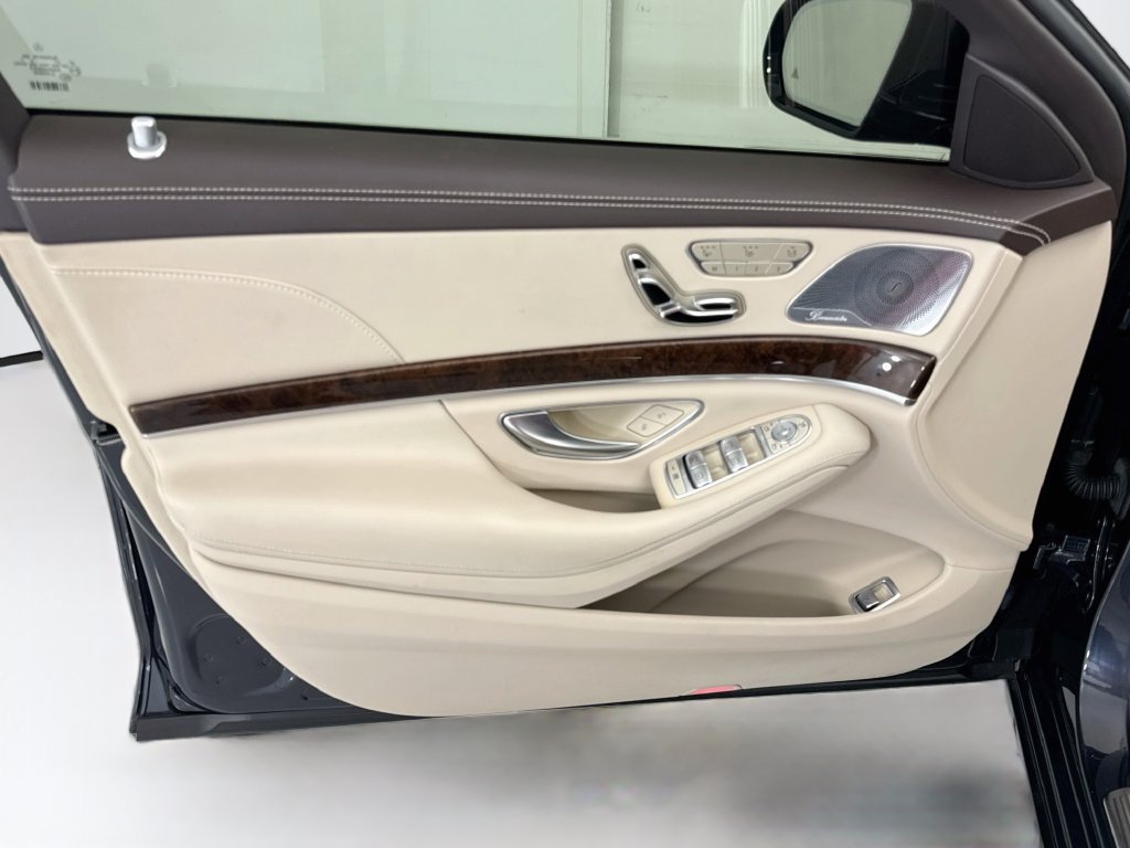 Used 2018 Mercedes-Benz S 450 Sedan image 23