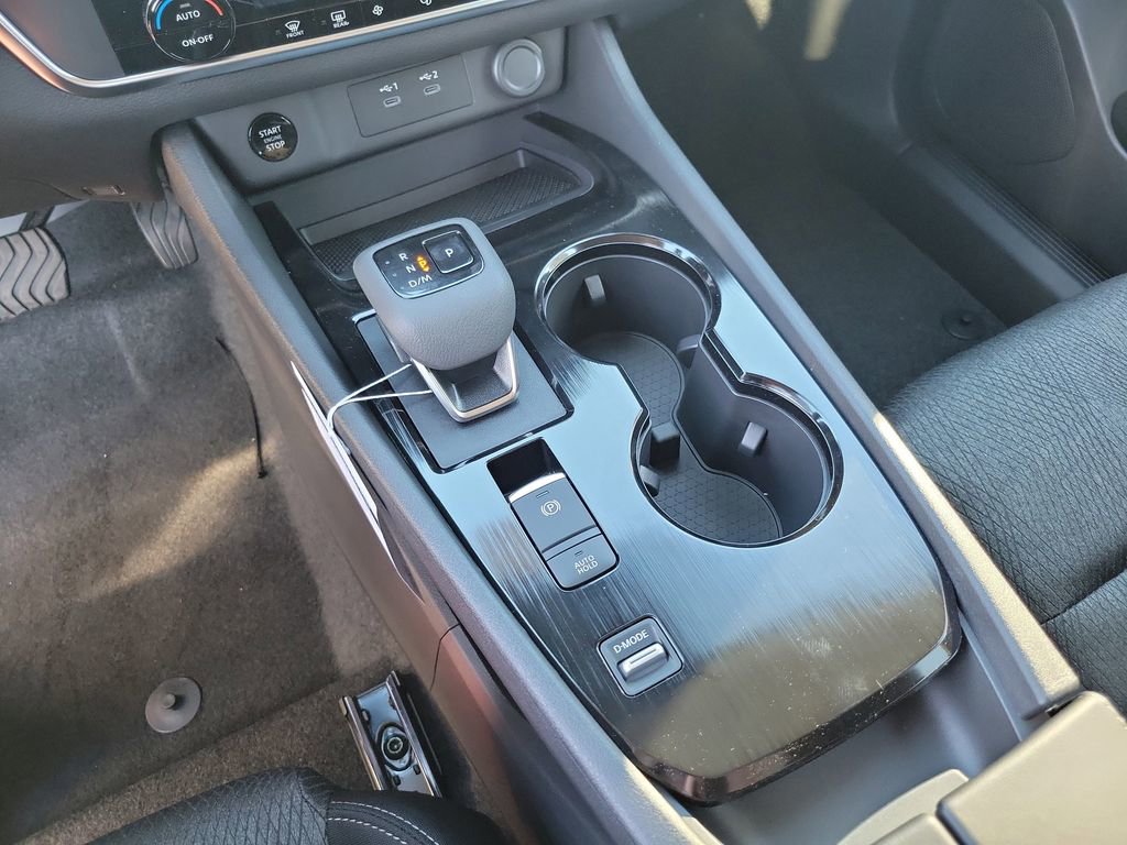 New 2026 Nissan Rogue SV image 16
