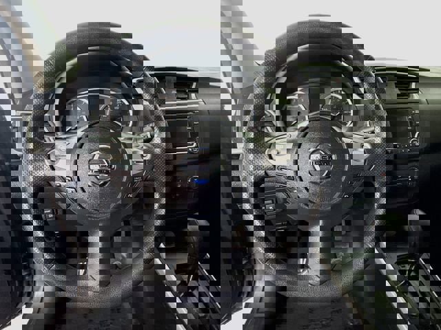 Used 2018 Nissan Sentra S w/ S Midnight Style Package image 11