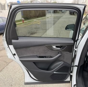 Used 2021 Audi SQ7 Premium Plus AWD/4WD image 16