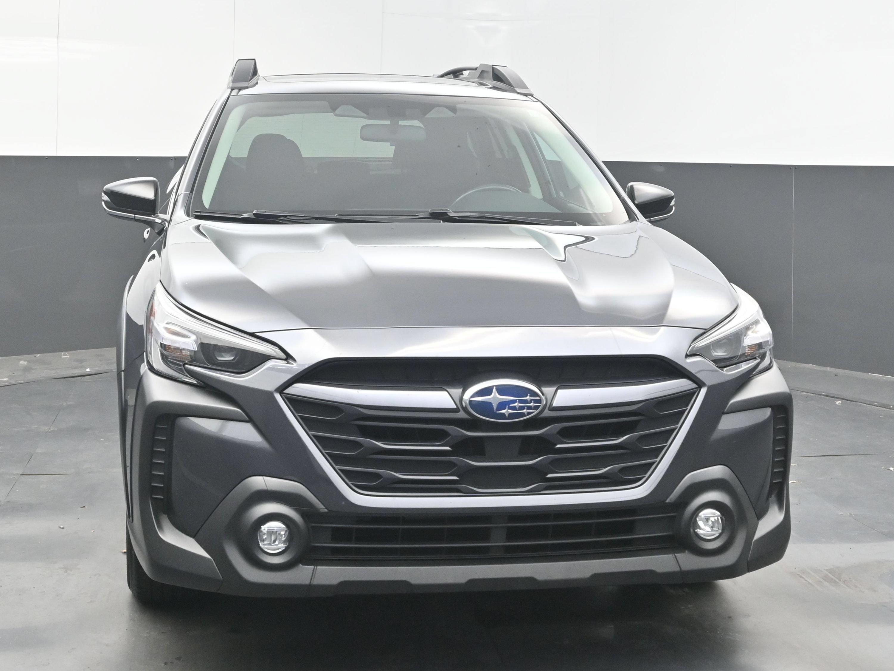 Used 2024 Subaru Outback Premium AWD/4WD image 3