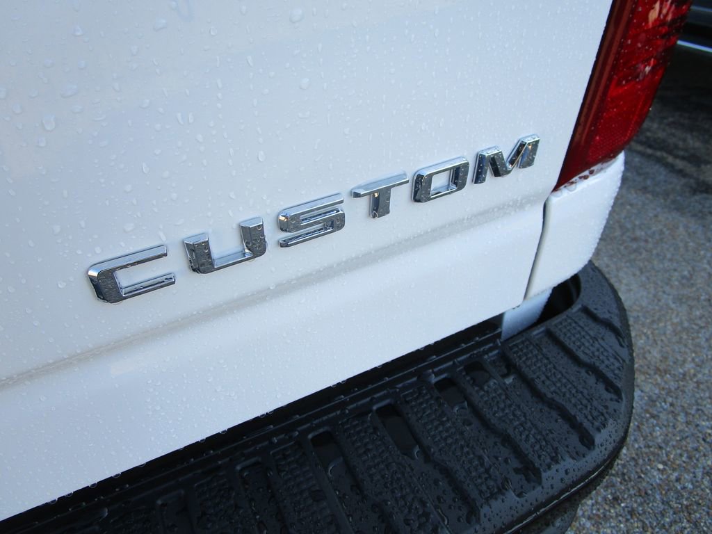 New 2026 Chevrolet Silverado 2500 Custom w/ Custom Value Package image 18