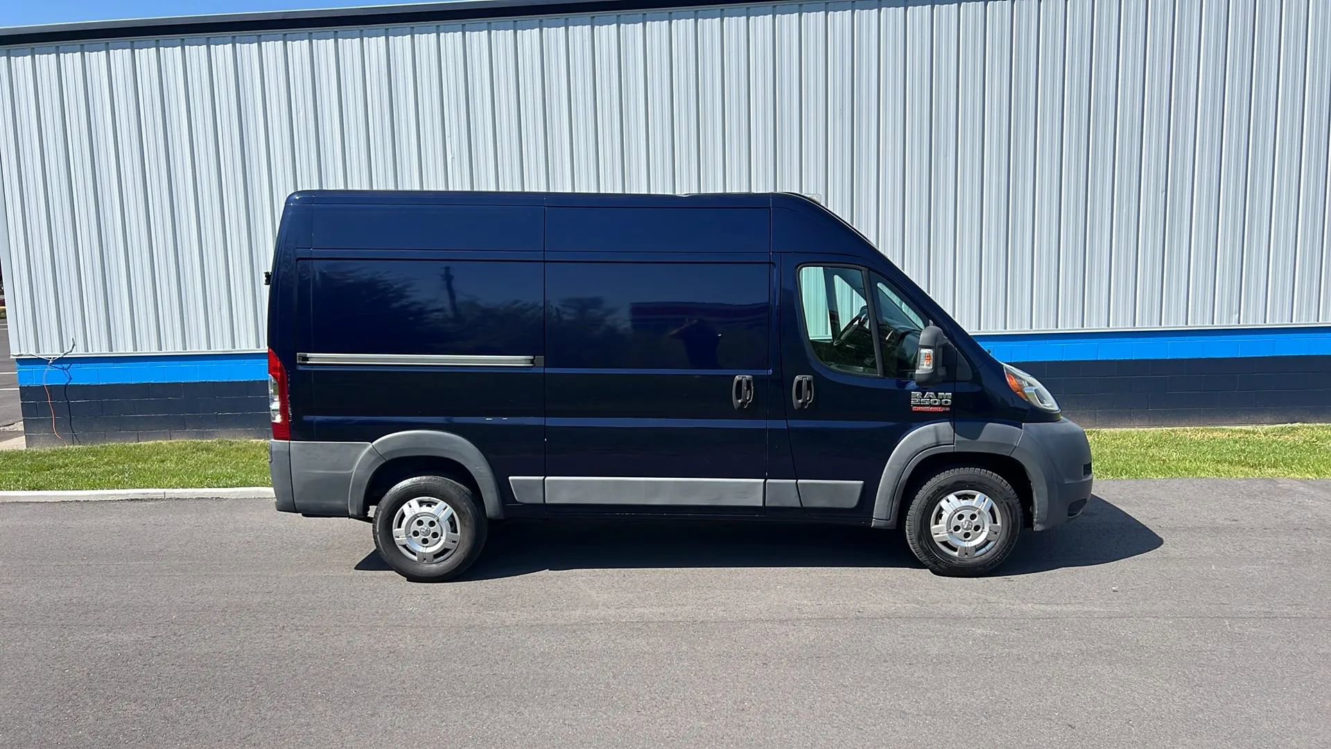 Used 2014 RAM ProMaster 2500 w/ Interior Convenience Group FWD image 4