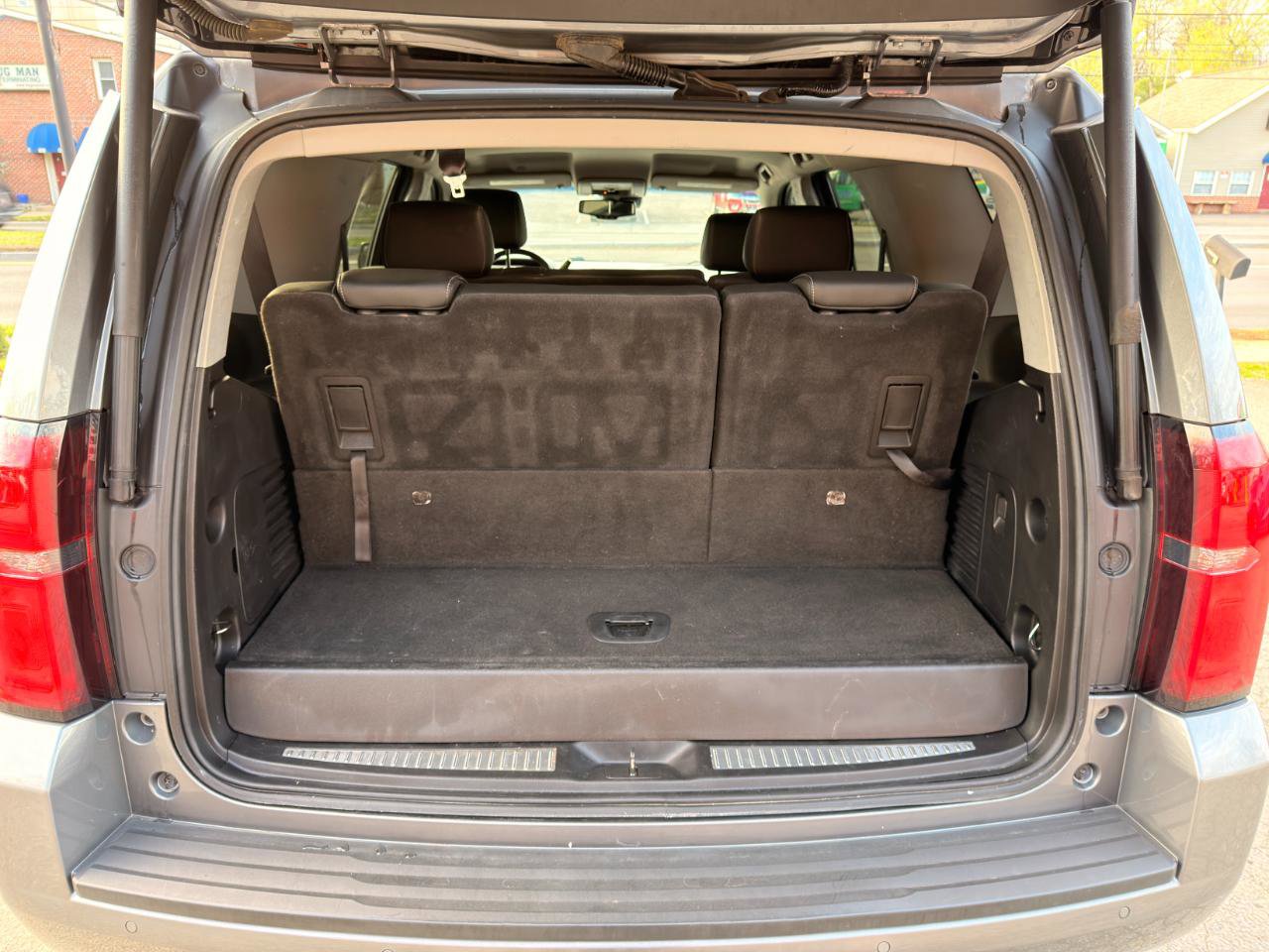 Used 2019 Chevrolet Tahoe LT AWD/4WD image 14