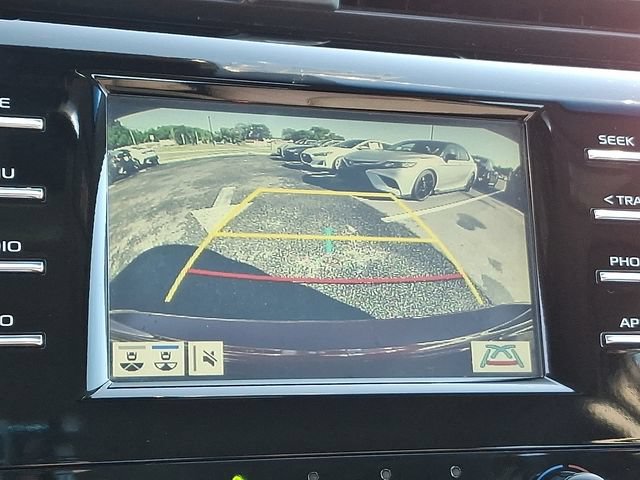 Used 2018 Toyota Camry LE w/ Convenience Package FWD image 17