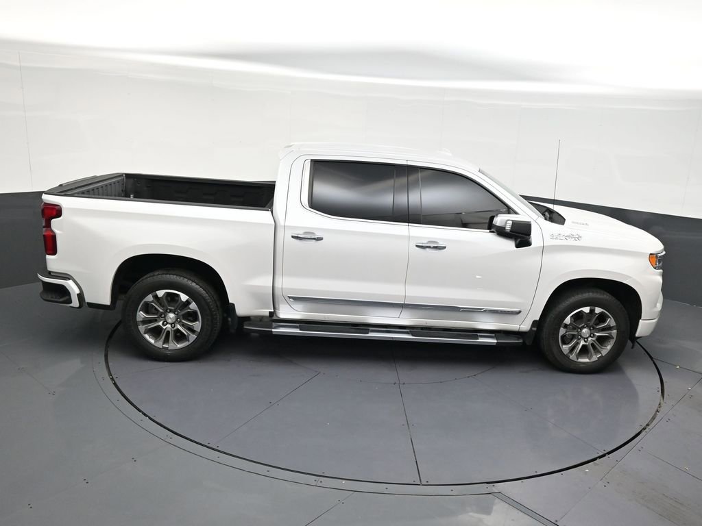 Used 2023 Chevrolet Silverado 1500 High Country w/ Technology Package RWD image 17