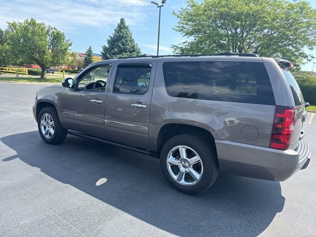 Used 2014 Chevrolet Suburban LTZ AWD/4WD image 3