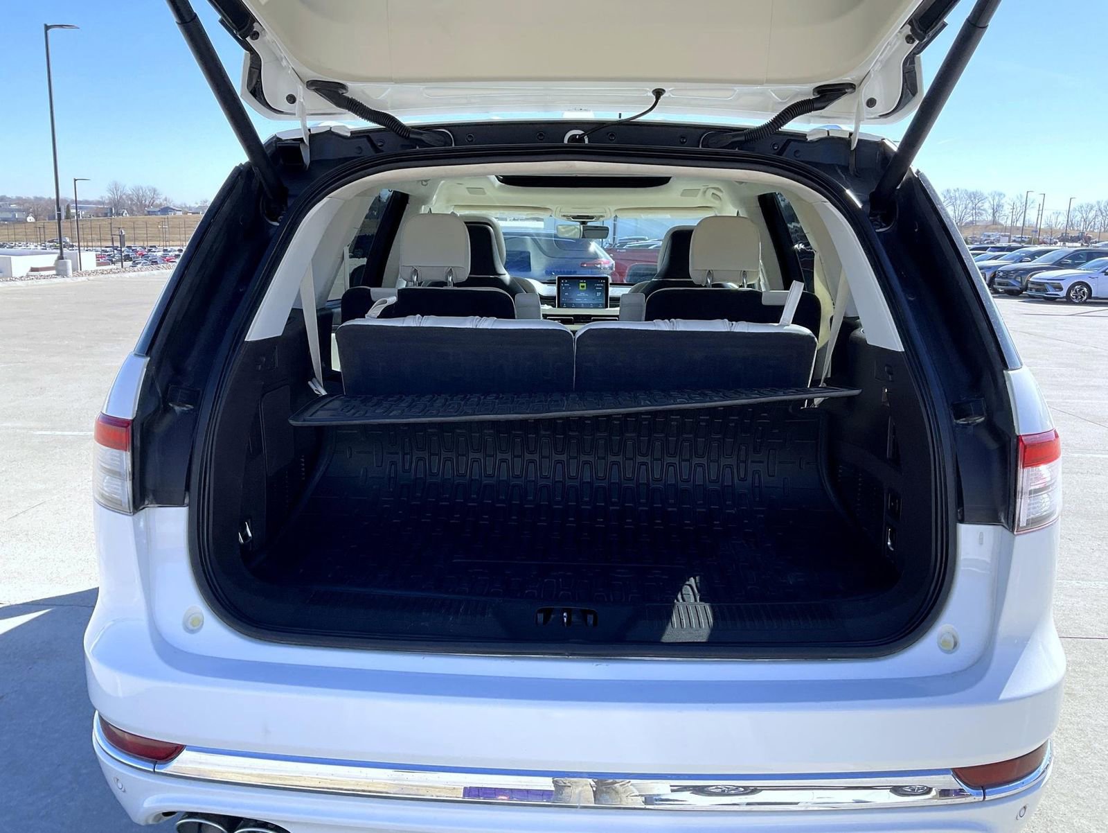 Used 2020 Lincoln Aviator Black Label w/ Dynamic Handling Package image 9