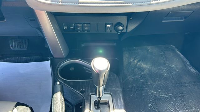 Used 2017 Toyota RAV4 Platinum AWD/4WD image 21