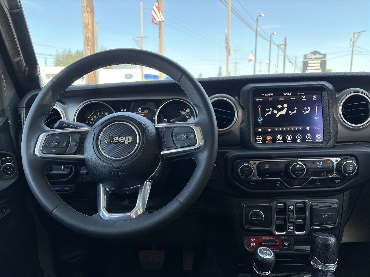 Used 2023 Jeep Wrangler Unlimited Rubicon 4xe AWD/4WD image 31