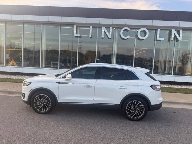Used 2020 Lincoln Nautilus Reserve w/ Equipment Group 201A AWD/4WD image 9