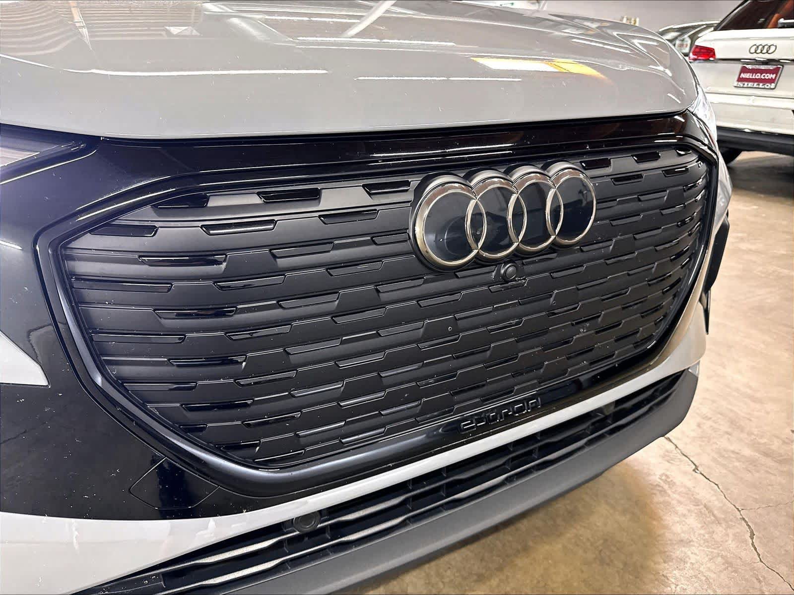 Used 2023 Audi Q4 e-tron Premium Plus w/ Premium Plus AWD/4WD image 31