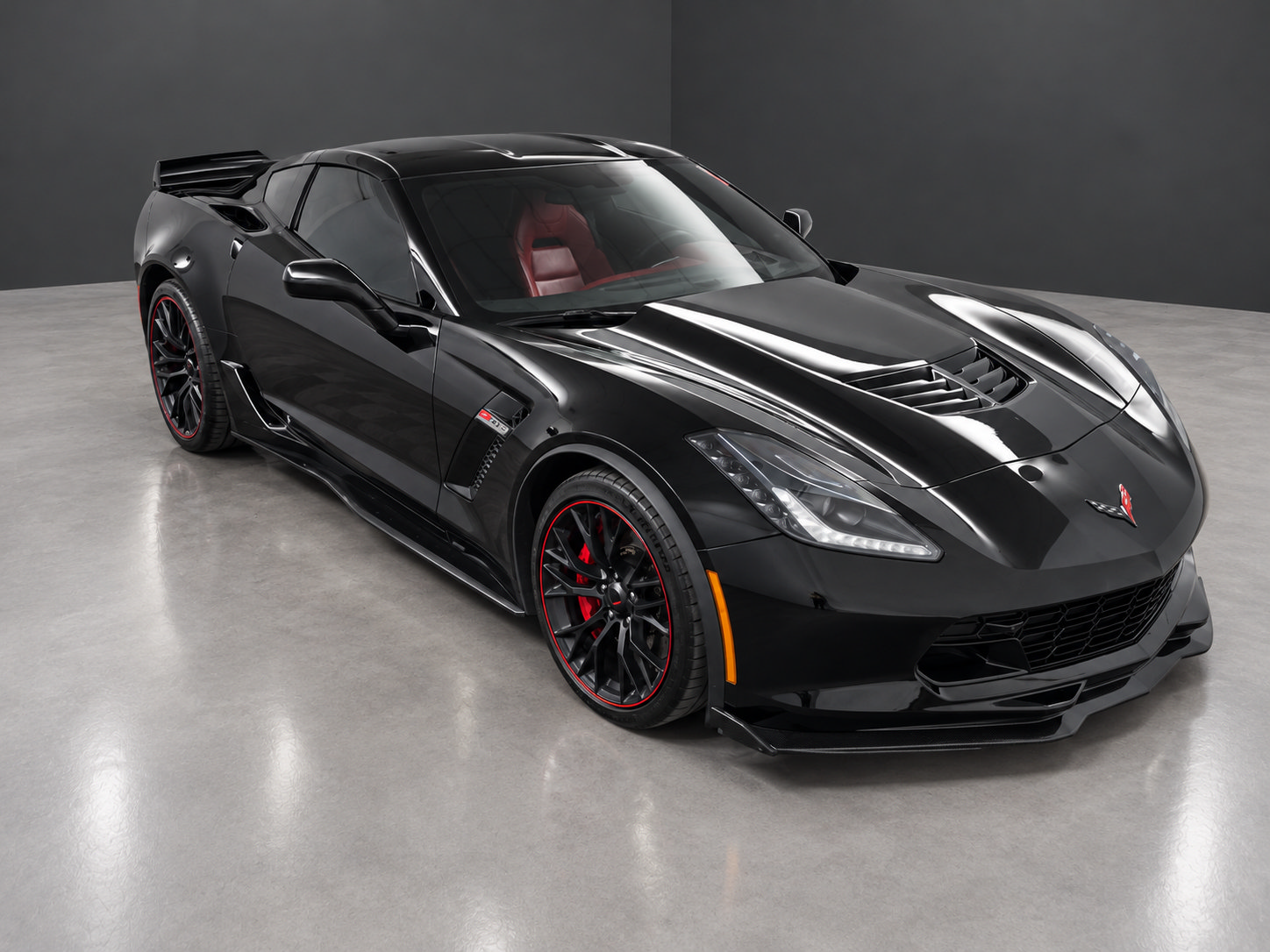 Used 2019 Chevrolet Corvette Z06 RWD image 3