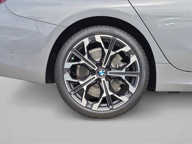 New 2026 BMW 330i xDrive Sedan w/ Premium Package AWD/4WD image 10