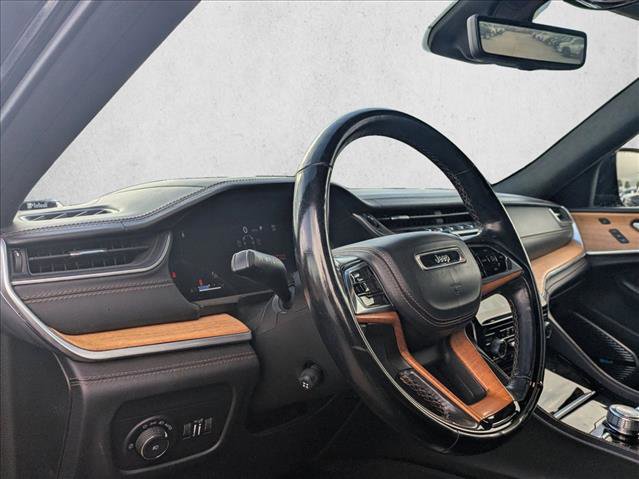 Used 2021 Jeep Grand Cherokee L Summit AWD/4WD image 9
