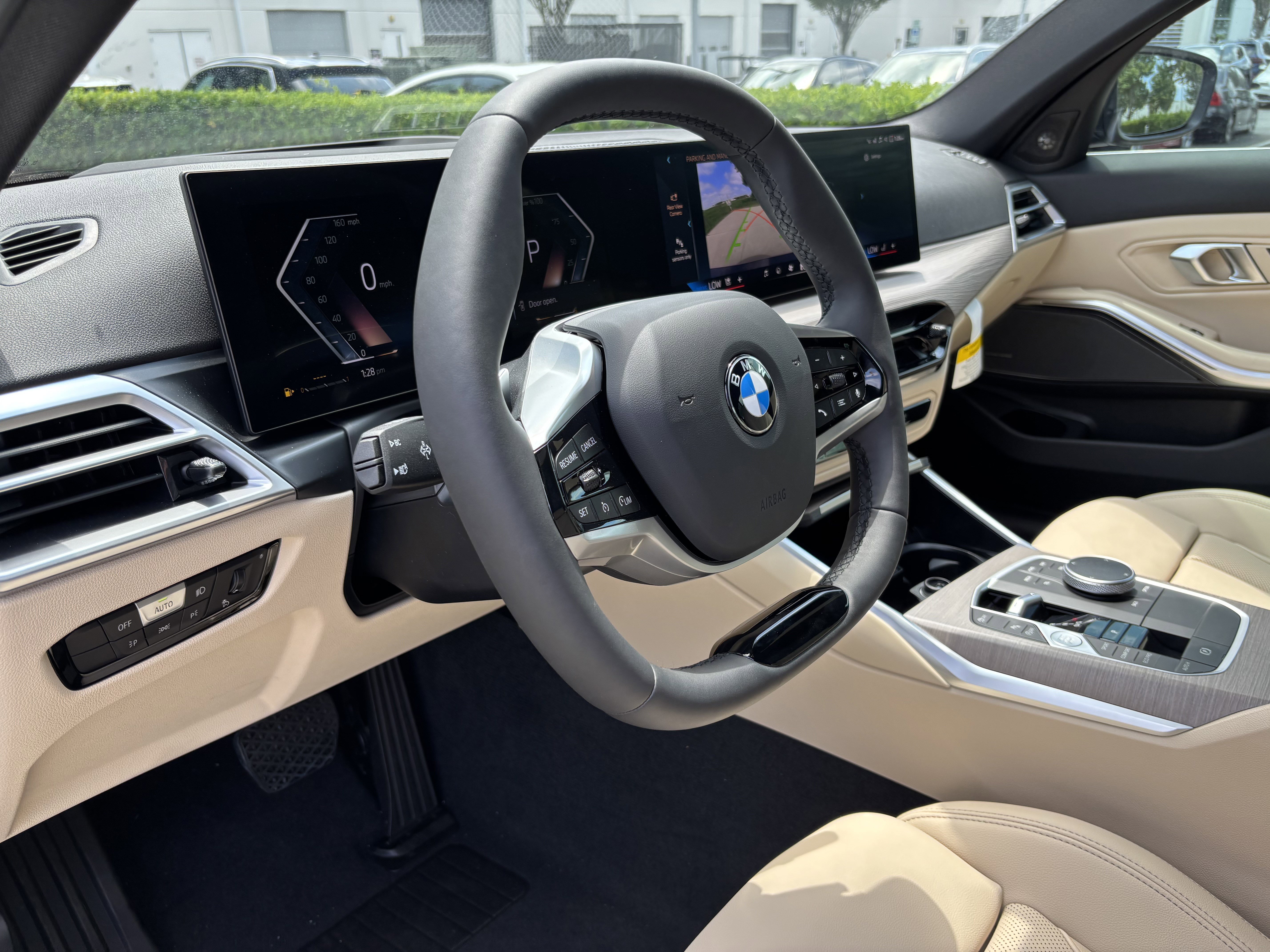 Used 2025 BMW 330i xDrive Sedan w/ Premium Package AWD/4WD image 16