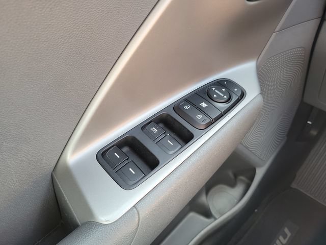 Used 2018 Kia Niro LX FWD image 26
