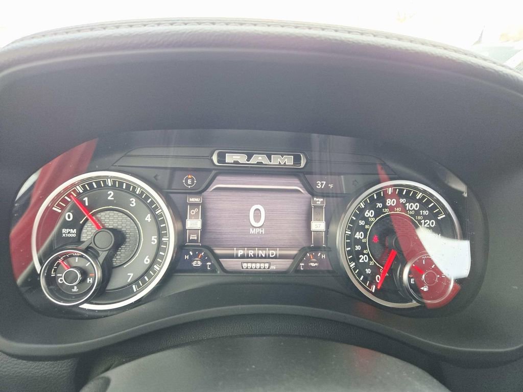 Used 2022 RAM 3500 Laramie image 27