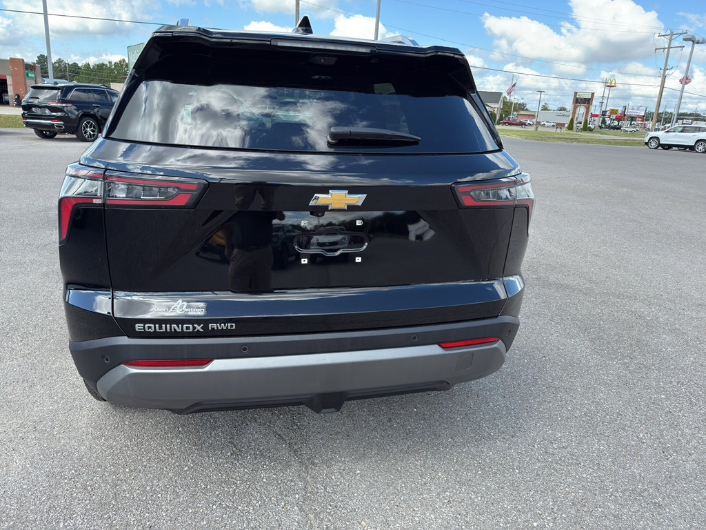 Used 2025 Chevrolet Equinox LT w/ Convenience Package II image 5