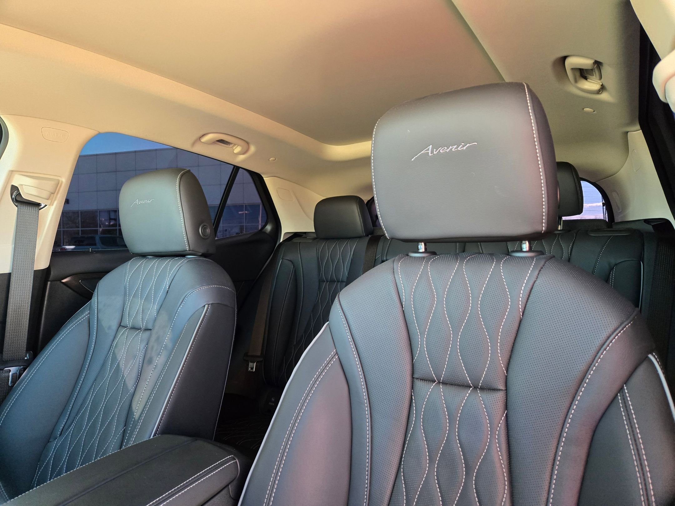 Certified 2023 Buick Envision Avenir image 13