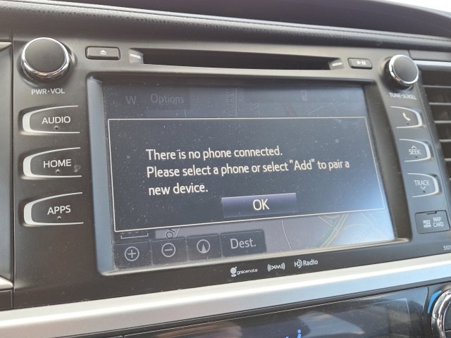 Used 2018 Toyota Highlander SE image 5