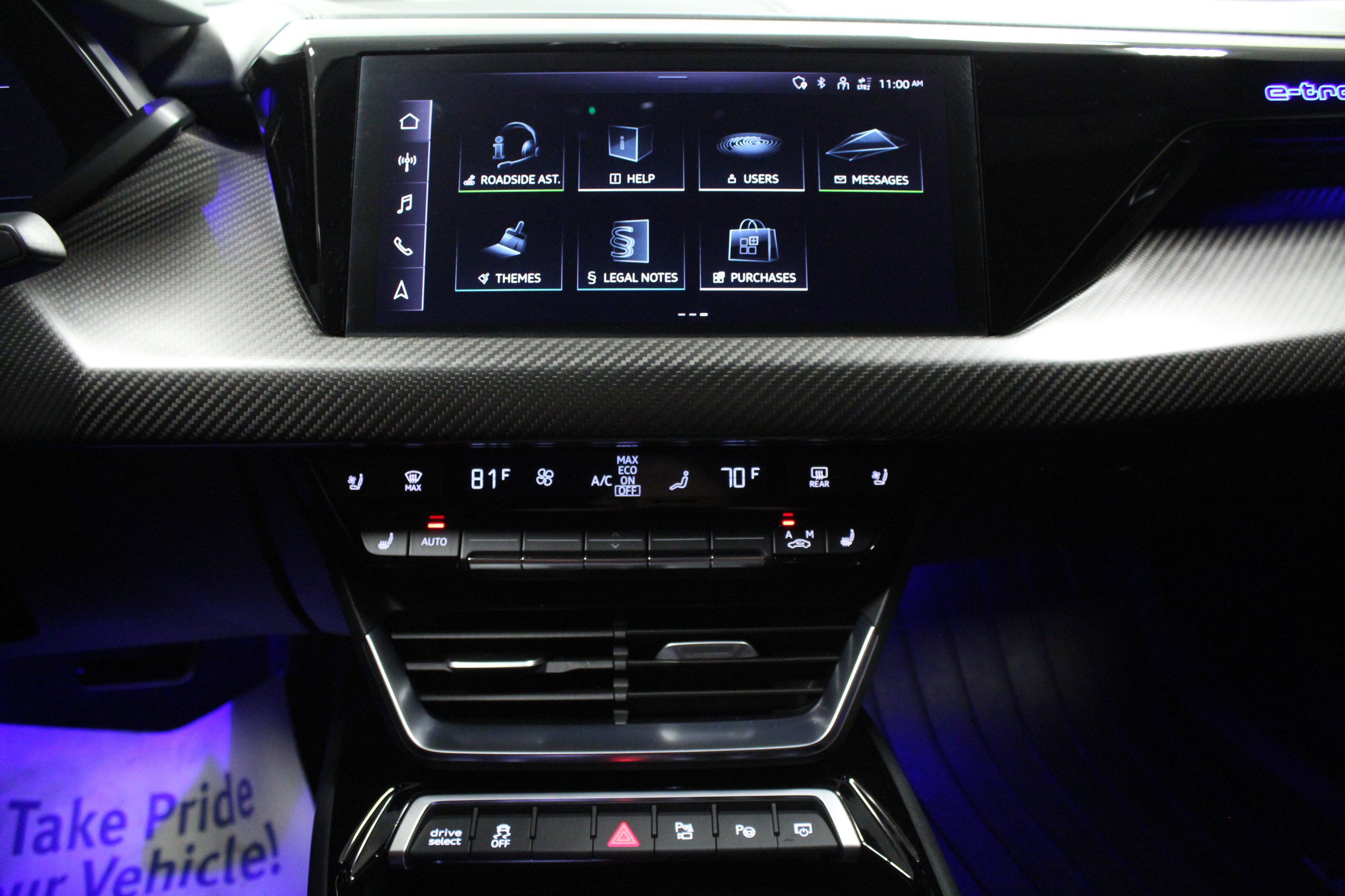 Used 2023 Audi RS e-tron GT w/ Carbon Performance Package image 21