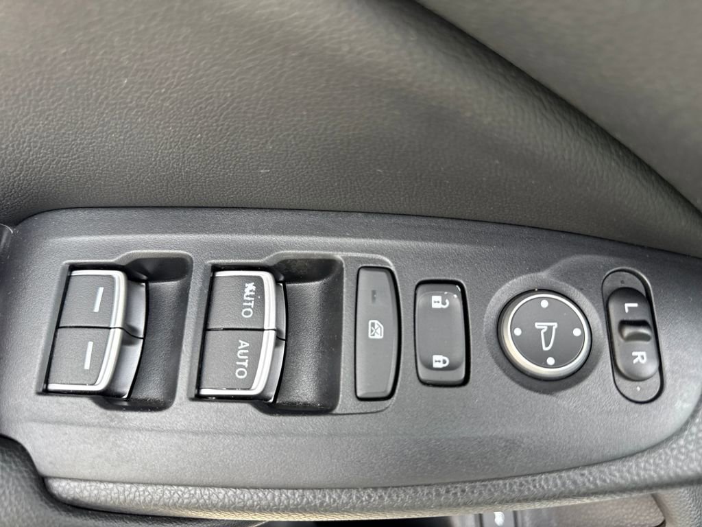 Used 2019 Honda Accord EX image 15