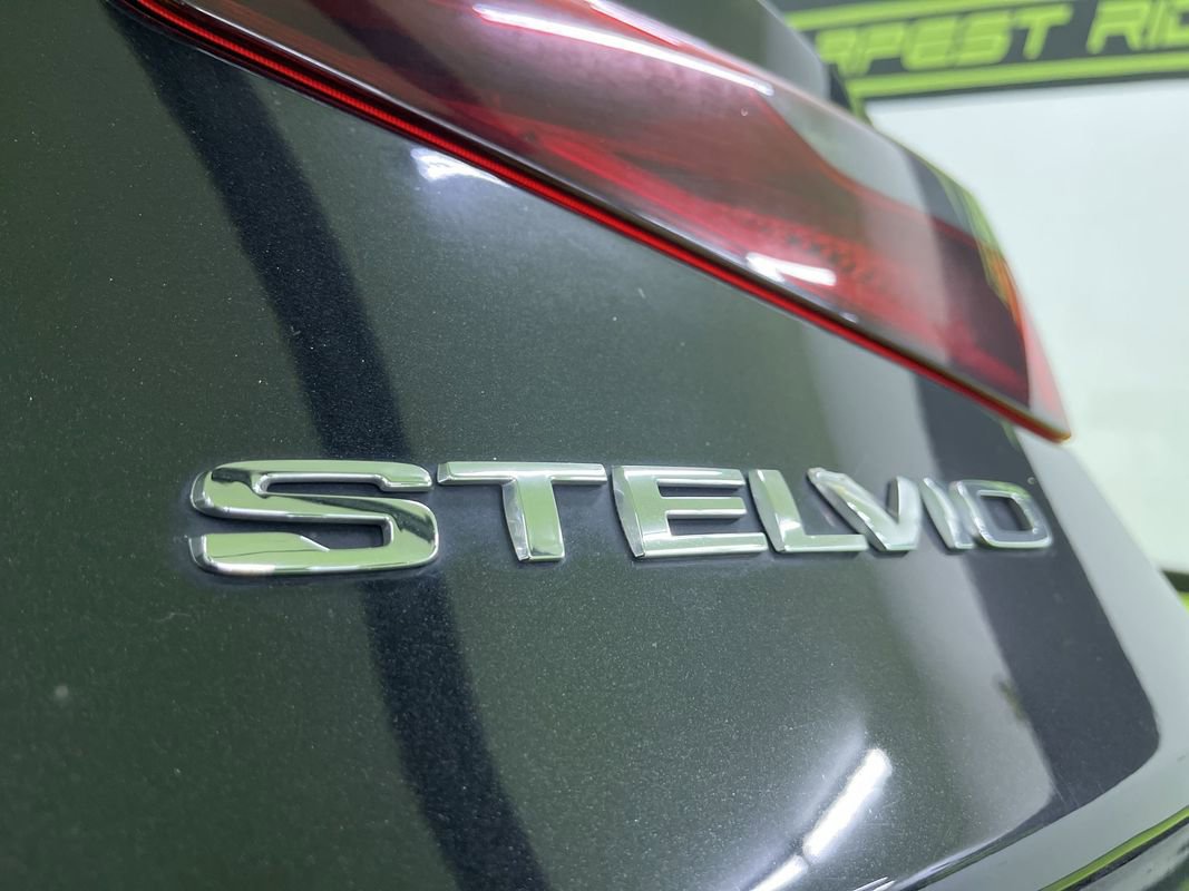 Used 2020 Alfa Romeo Stelvio w/ Cold Weather Package image 15