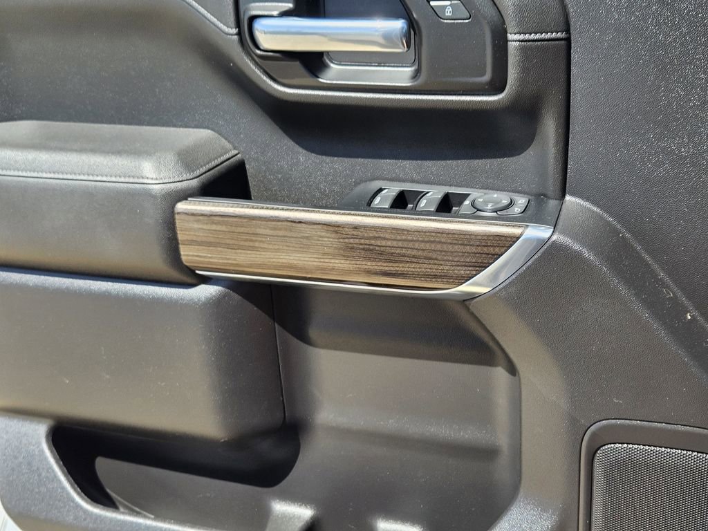 Used 2022 Chevrolet Silverado 1500 RST AWD/4WD image 28