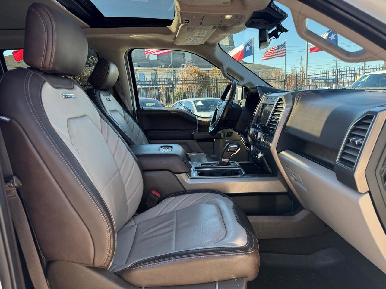 Used 2019 Ford F150 Limited w/ Trailer Tow Package image 13