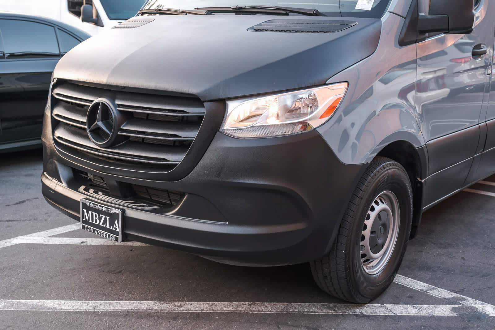 Used 2024 Mercedes-Benz Sprinter 2500 w/ Acoustic Package image 24