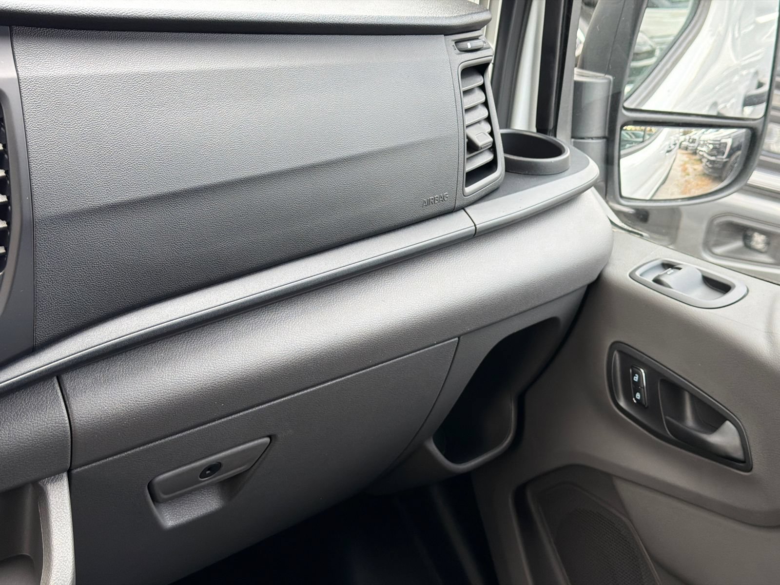 New 2026 Ford Transit 150 Low Roof RWD image 34