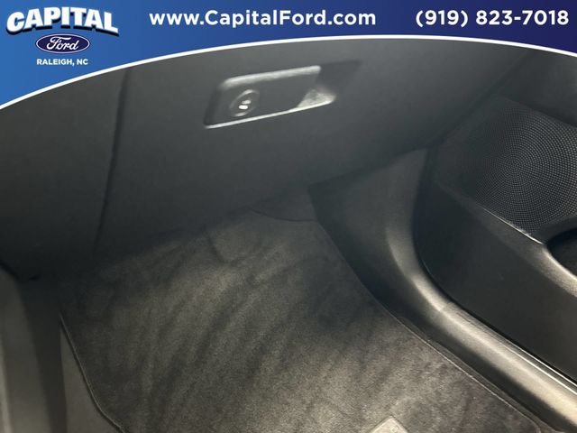 Used 2025 Kia Sorento LX FWD image 27