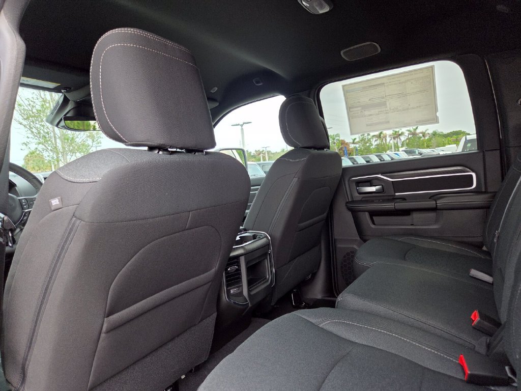 New 2026 RAM 2500 Big Horn AWD/4WD image 23